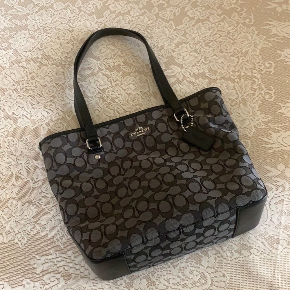 Final - Authentic Coach Medium Tote - image 1